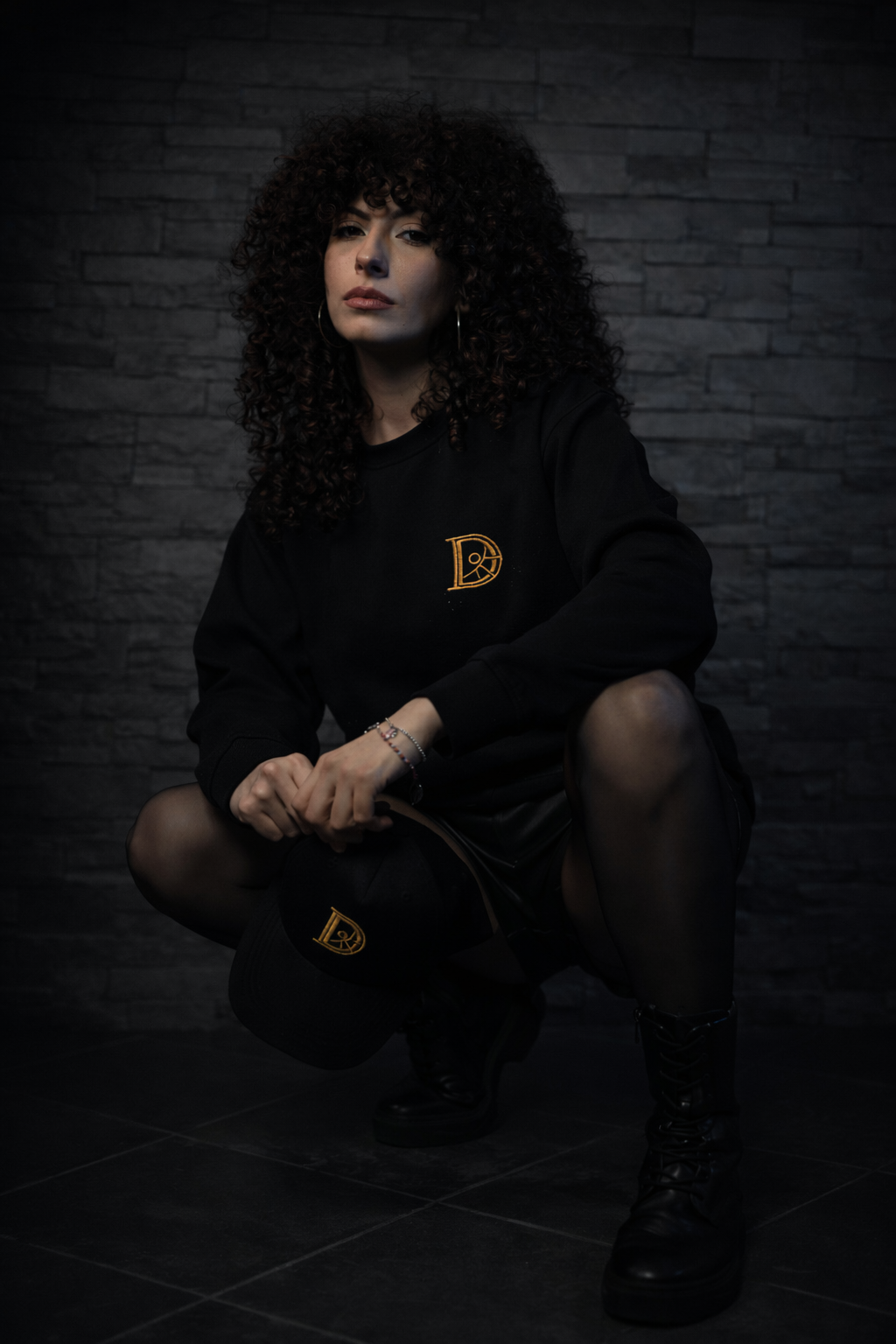 DOMYNUS Control Hoodie – Black