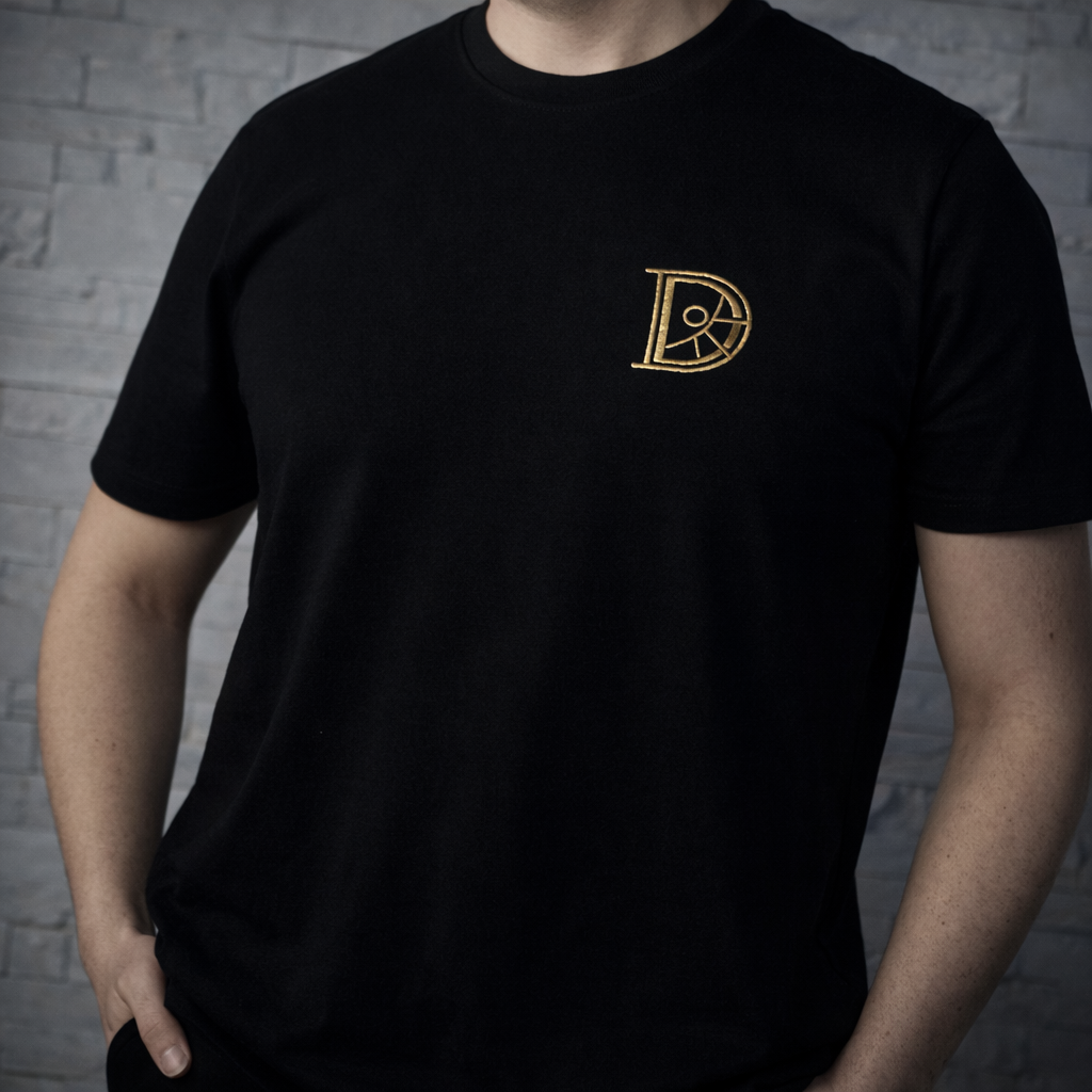 DOMYNUS Core Tee – Black