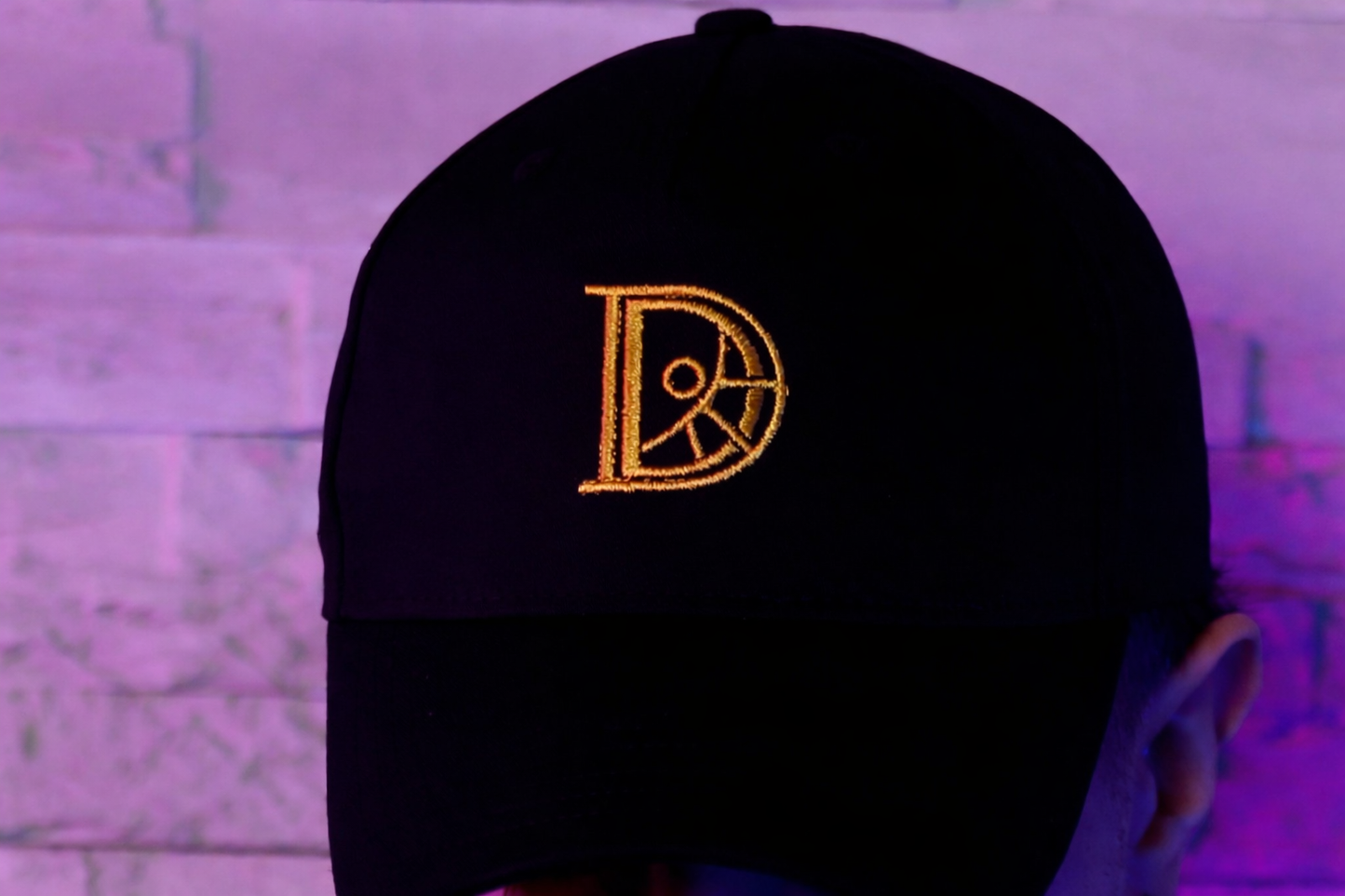DOMYNUS Signature Cap – Black