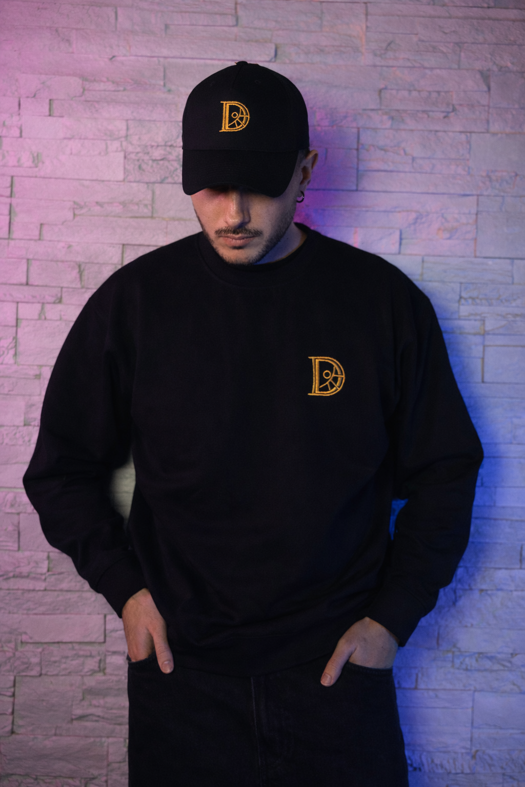 DOMYNUS Control Hoodie – Black
